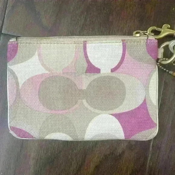 Coach Signature Colette Scarf Print Wristlet Clutch Pink - Picture 3 of 8